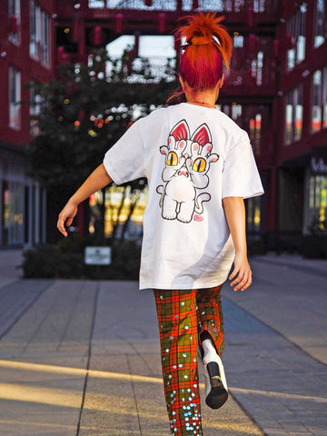 Anime cat graphic tee by Japanese artist Grape Brain.