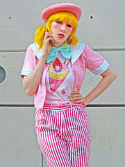 Kawaii strawberry crepe pink t-shirt.