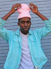 Kawaii pink beanie that says 'Baby' in Japanese.