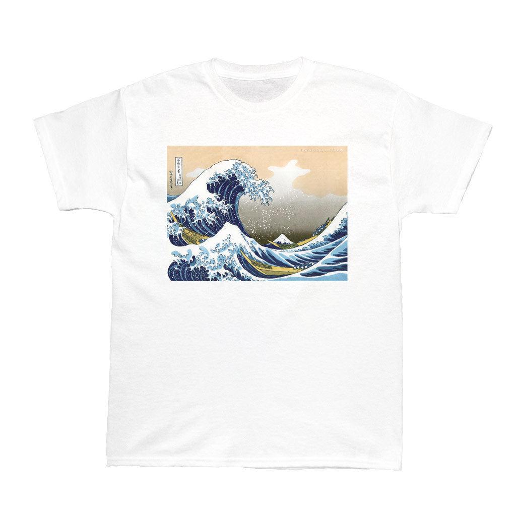 Japanese Great Wave ukiyoe graphic t-shirt.