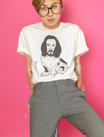 Keanu Reeves memes doggo t-shirt.