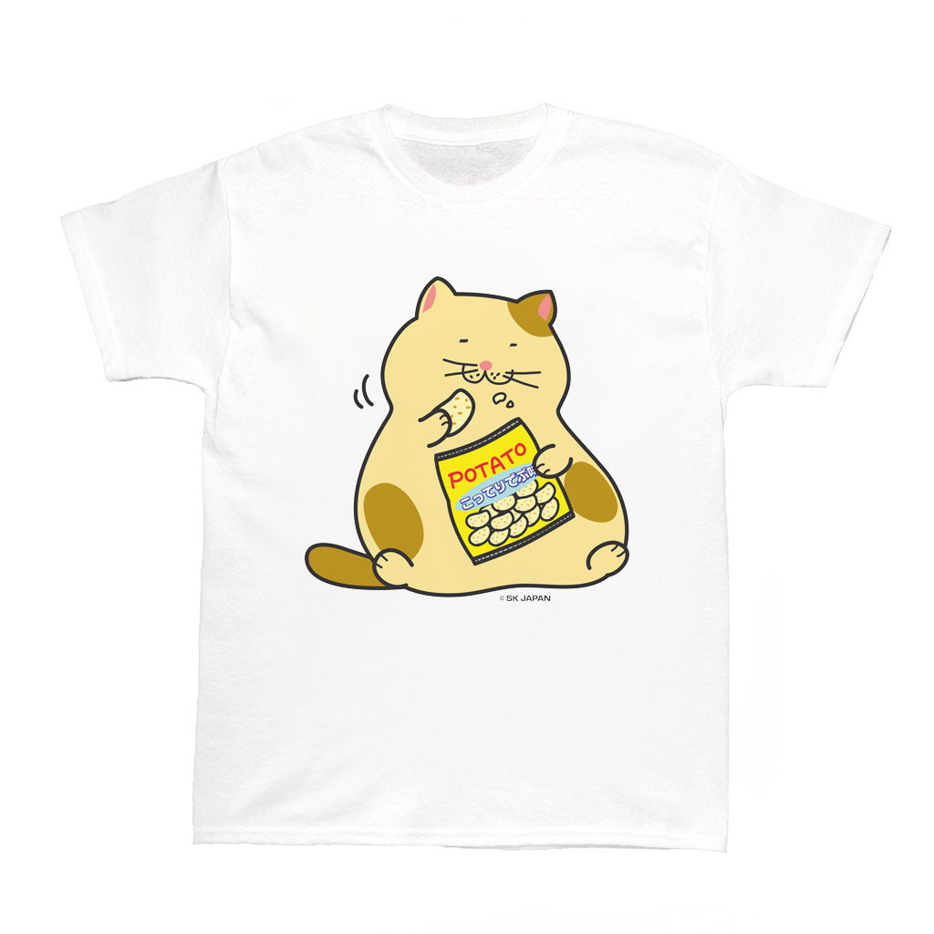 Cute cat eating potato chips graphic t-shirt.